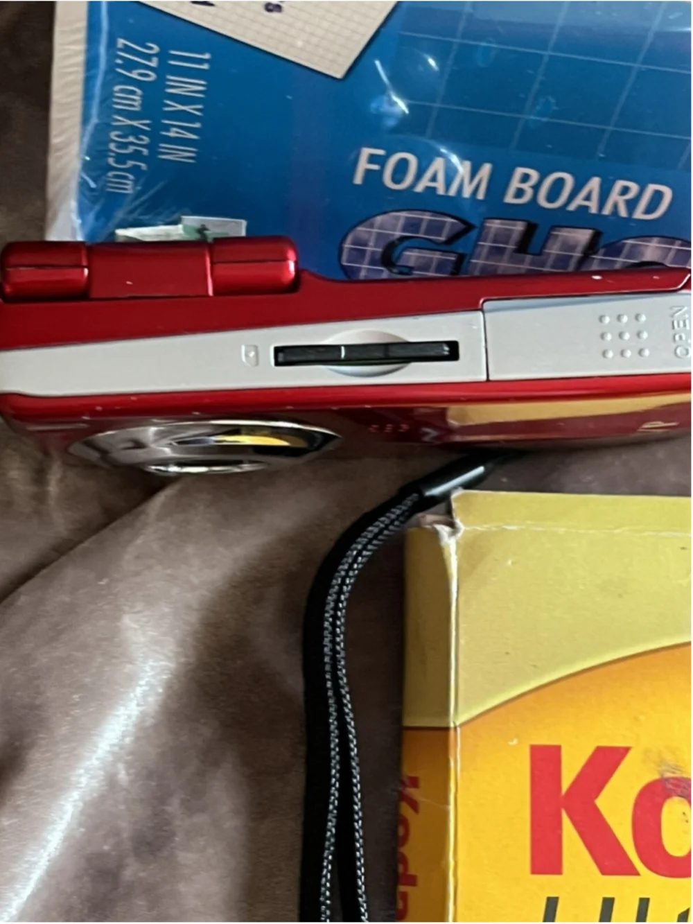 SVP DIGITAL VIDEO CAMERA - HD /red with printer paper /VIDEO/VOICE RECORDER&MORE